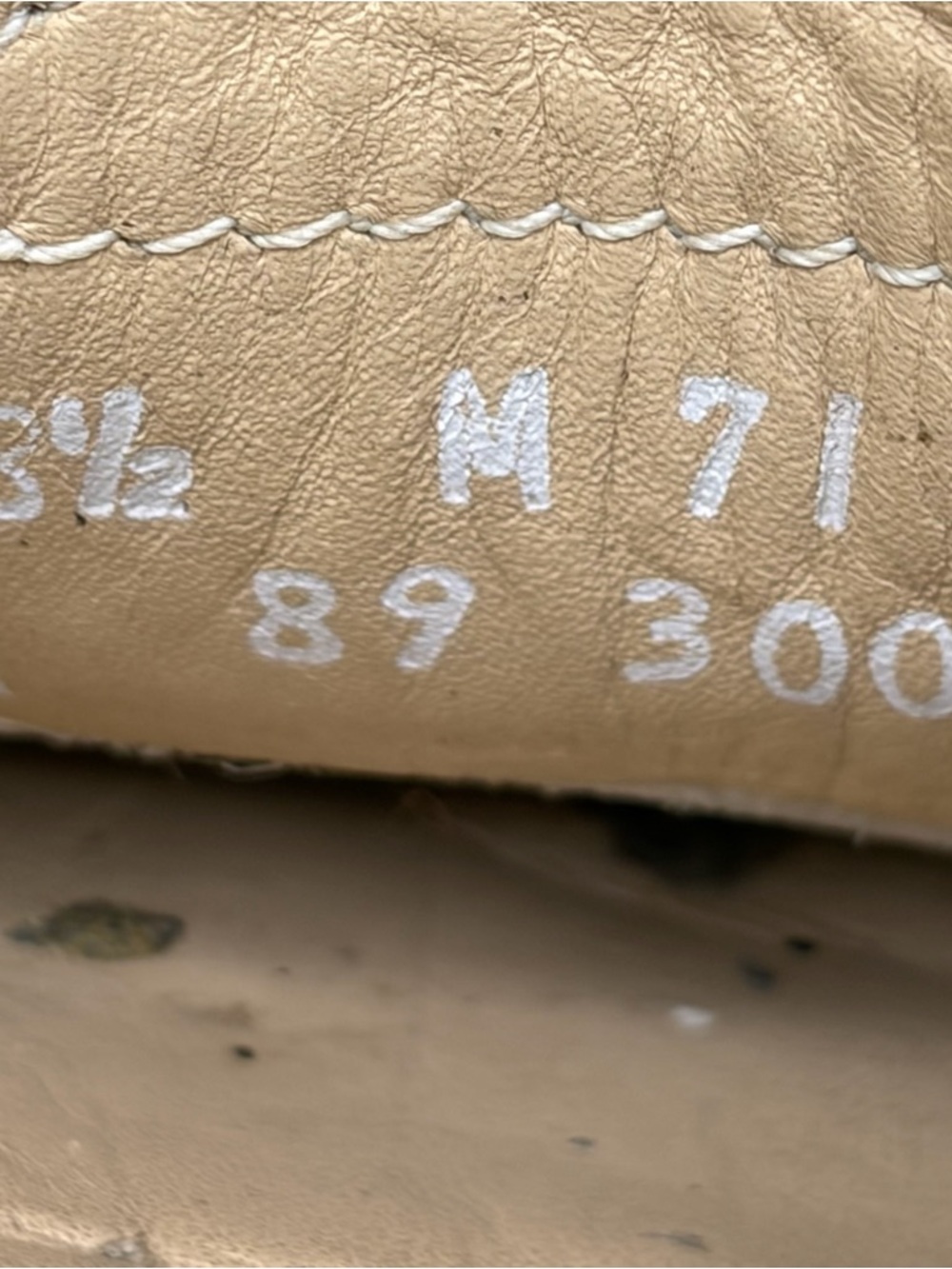 G.H. Bass & Co. Weejuns white leather penny loafers Size 8.5 - Picture 7 of 7